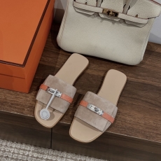 Hermes Slippers